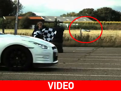 Ρουκέτα εναντίον… super car (ποιος θα κερδίσει;)